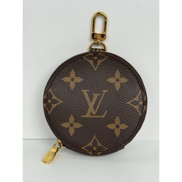 LOUIS VUITTON Nylon Monogram Strap with Coin Purse Kaki C-1 - Picture 3 of 16
